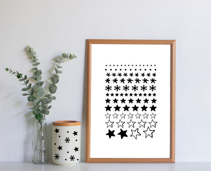 Rub On Aufkleber Sterne A6 Warum du unsere Rub-Ons lieben wirst:  ✔ Randloser Premium-Look   ✔ Besondere Haptik   ✔ Präzise Platzierung dank transparenter Trägerfolie  ✔ Wasser- und kratzfest // Hitze- und UV-beständig   ✔ Starke Haftung auf Glas, Keramik, Holz, Raysin u.v.m.  ✔ Langlebig und hochwertig verarbeitet  ✔ Auch gewerblich nutzbar – keine zusätzliche Lizenz nötig