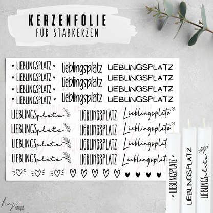 Kerzenfolie Lieblingsplatz Premium-Folie Warum du unsere Kerzenfolie lieben wirst:  ✔ Edle Premium-Folie mit hochwertiger Optik  ✔ Speziell für Kerzen entwickelt   ✔ Aktivierung des Klebers ganz einfach mit Wasser   ✔ Wischfest und langlebig bei sorgfältiger Verarbeitung  ✔ Besonders elastisch – passt sich Kerzenoberfläche optimal an  ✔ Gewerblich nutzbar – keine zusätzliche Lizenz nötig