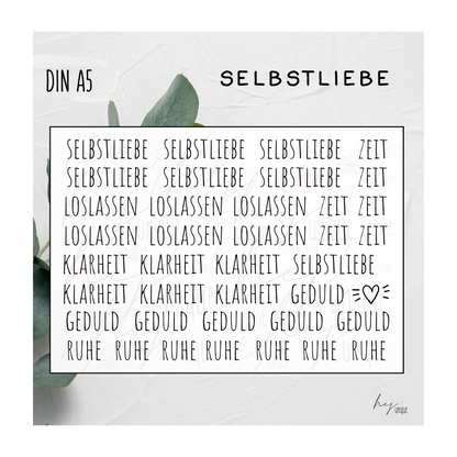 Kerzenfolie Nimm Dir was du brauchst ALLE Varianten Warum du unsere Kerzenfolie lieben wirst:  ✔ Edle Premium-Folie mit hochwertiger Optik  ✔ Speziell für Kerzen entwickelt   ✔ Aktivierung des Klebers ganz einfach mit Wasser   ✔ Wischfest und langlebig bei sorgfältiger Verarbeitung  ✔ Besonders elastisch – passt sich Kerzenoberfläche optimal an  ✔ Gewerblich nutzbar – keine zusätzliche Lizenz nötig