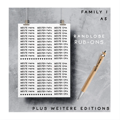 Rub On Aufkleber Kugelschreiber Family Friends& Others Mini zb Warum du unsere Rub-Ons lieben wirst:  ✔ Randloser Premium-Look   ✔ Besondere Haptik   ✔ Präzise Platzierung dank transparenter Trägerfolie  ✔ Wasser- und kratzfest // Hitze- und UV-beständig   ✔ Starke Haftung auf Glas, Keramik, Holz, Raysin u.v.m.  ✔ Langlebig und hochwertig verarbeitet  ✔ Auch gewerblich nutzbar – keine zusätzliche Lizenz nötig