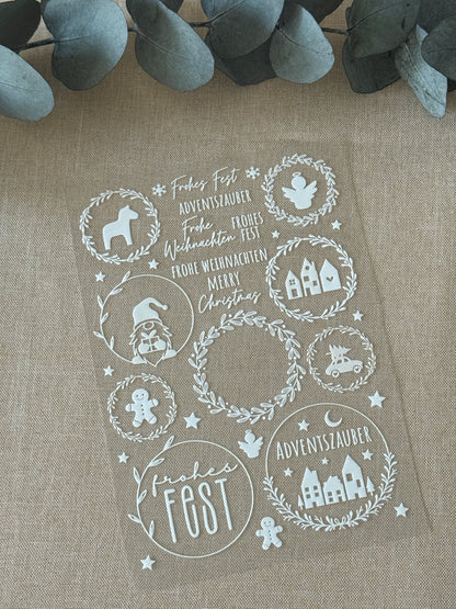 Rub On Aufkleber Xmas-Kränze weiss A5 Warum du unsere Rub-Ons lieben wirst:  ✔ Randloser Premium-Look   ✔ Besondere Haptik   ✔ Präzise Platzierung dank transparenter Trägerfolie  ✔ Wasser- und kratzfest // Hitze- und UV-beständig   ✔ Starke Haftung auf Glas, Keramik, Holz, Raysin u.v.m.  ✔ Langlebig und hochwertig verarbeitet  ✔ Auch gewerblich nutzbar – keine zusätzliche Lizenz nötig